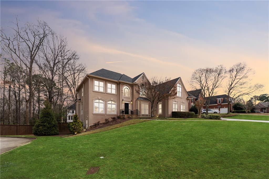 551 Straton Chase SE