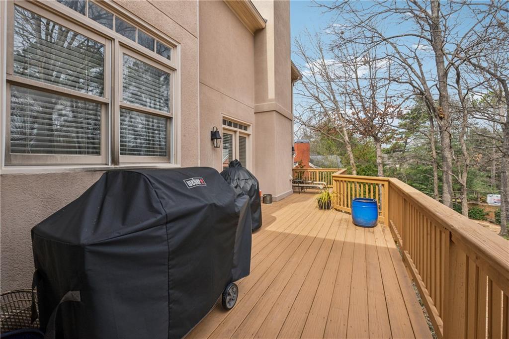 551 Straton Chase SE