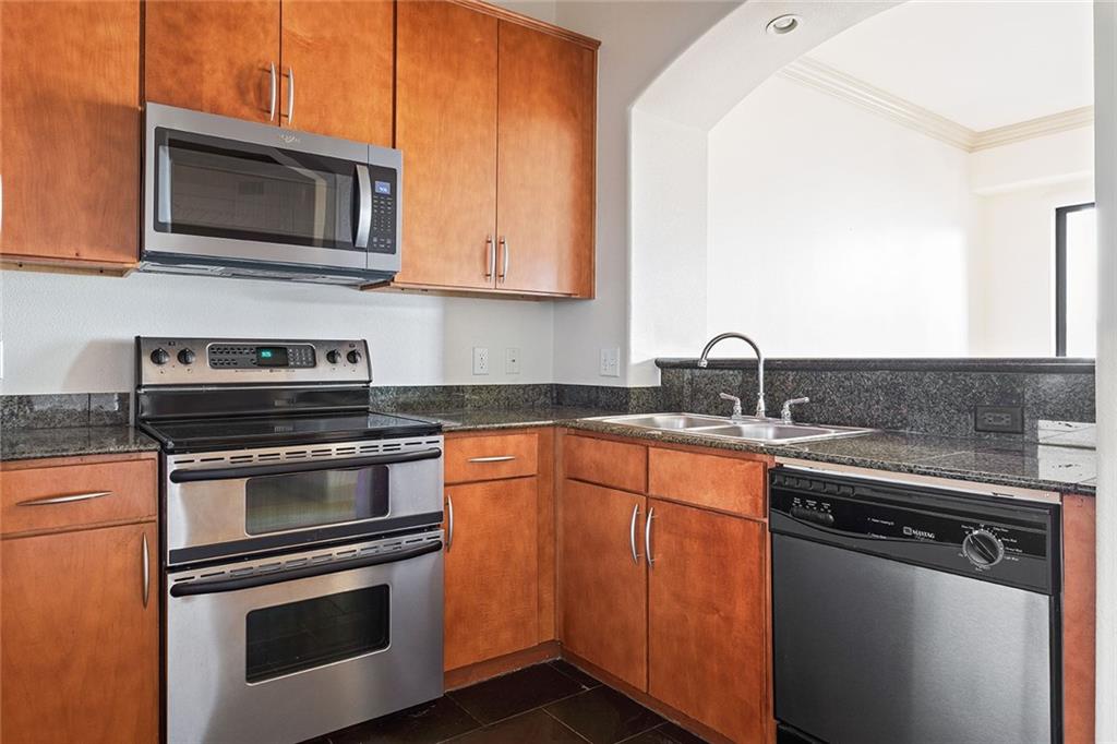 3445 Stratford Road NE Unit 1605