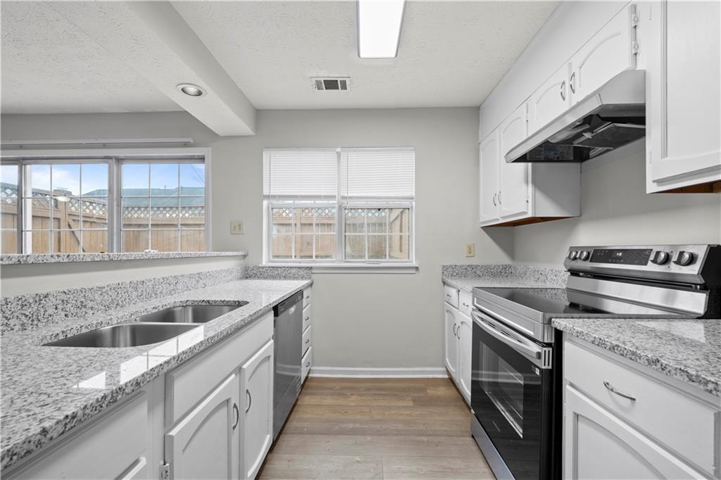 5555 Clover Rise Lane