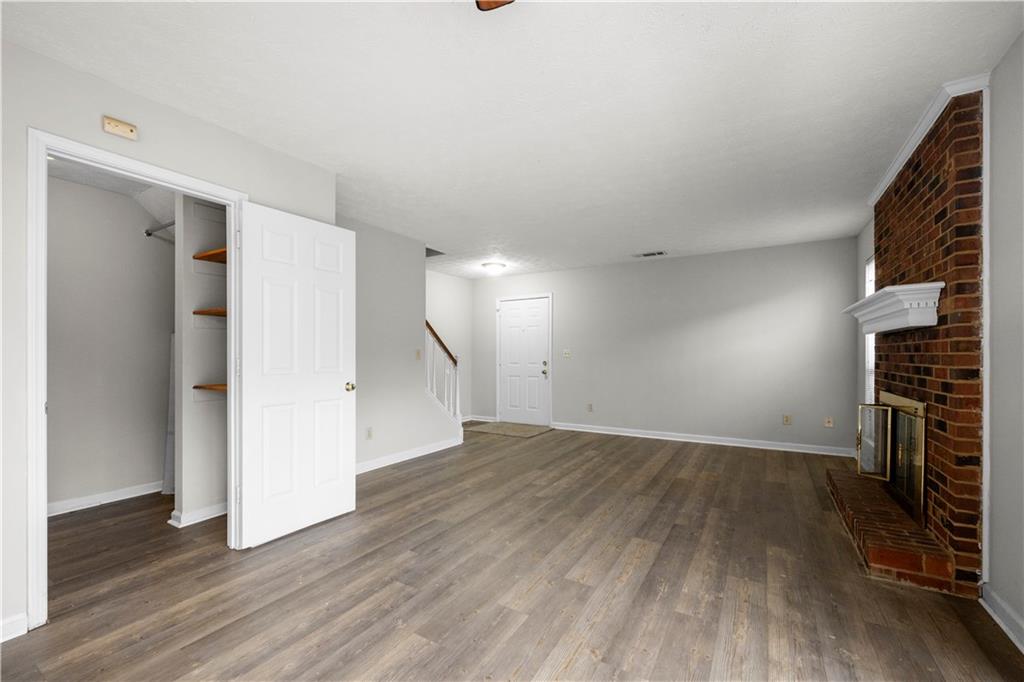 5555 Clover Rise Lane