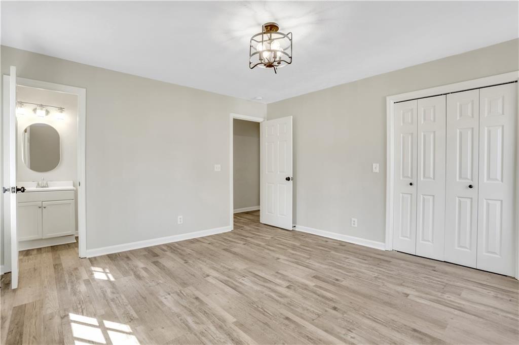 2401 Westland Way