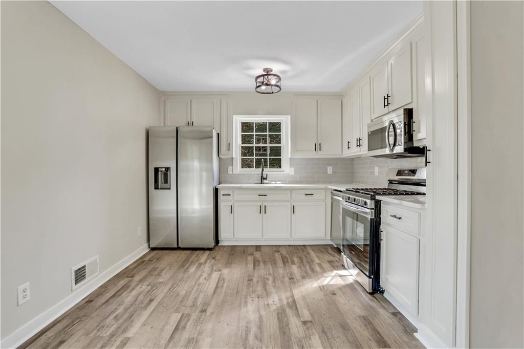 2401 Westland Way