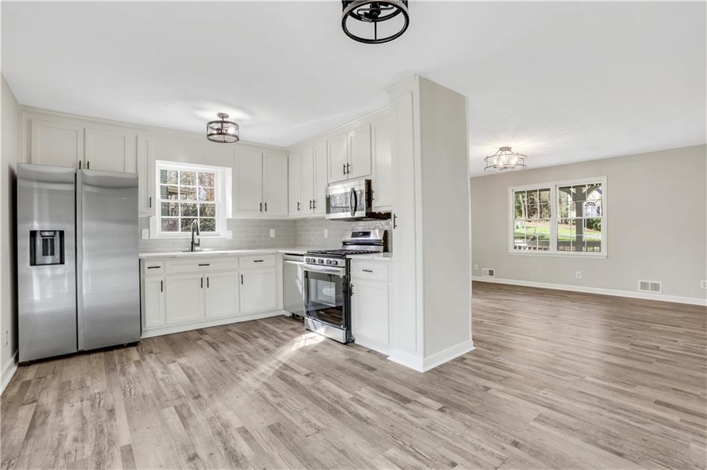 2401 Westland Way