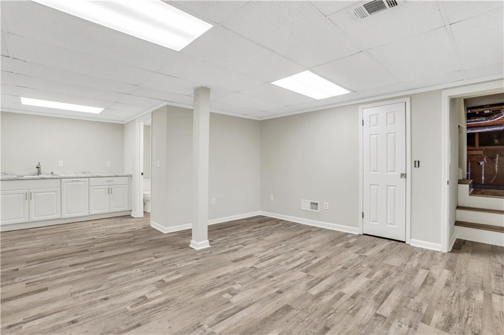 2401 Westland Way