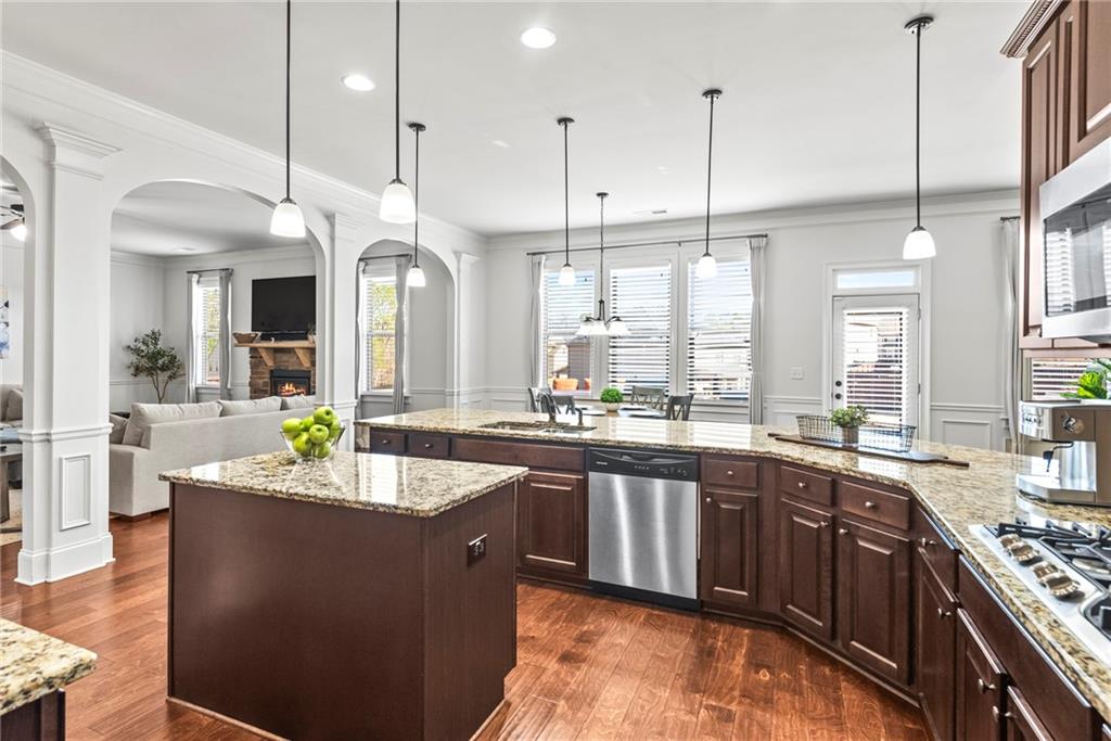 3314 Ridge Manor Way