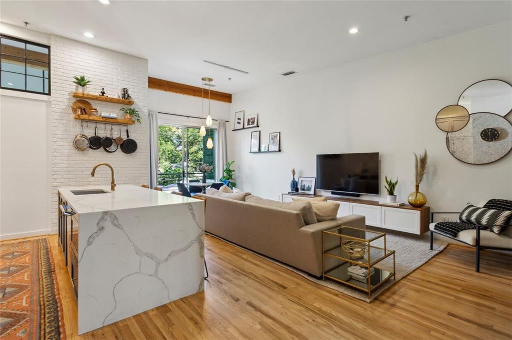455 Glen Iris Drive NE Unit U