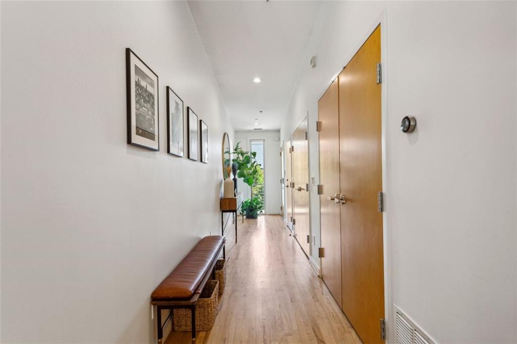 455 Glen Iris Drive NE Unit U