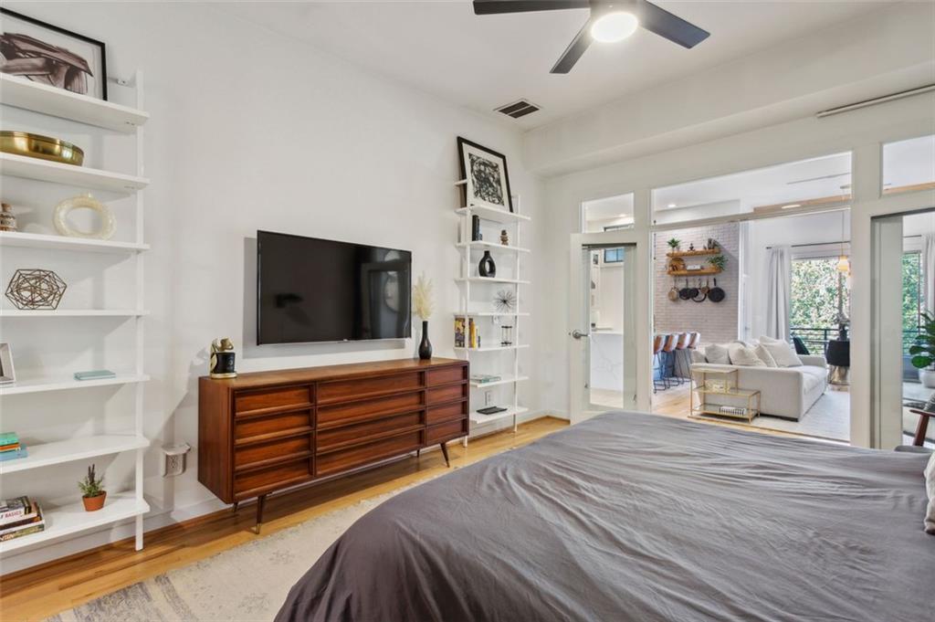 455 Glen Iris Drive NE Unit U