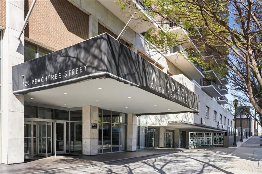 620 Peachtree Street NE Unit 1806