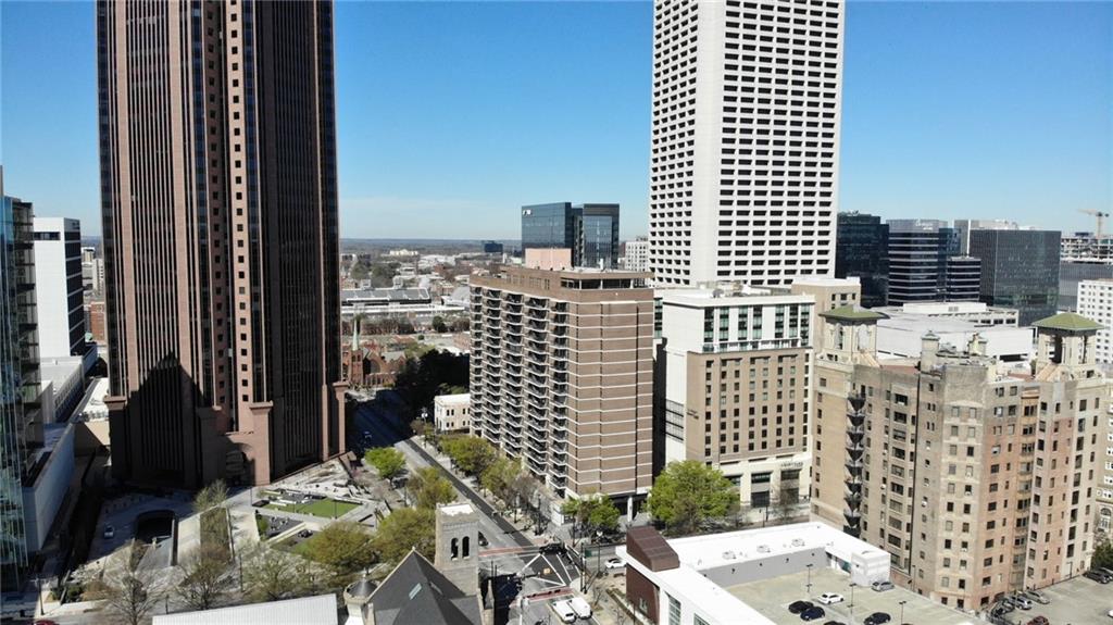 620 Peachtree Street NE Unit 1806