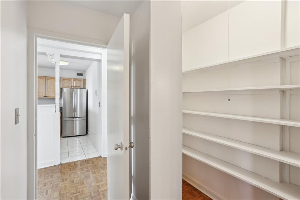 620 Peachtree Street NE Unit 1806
