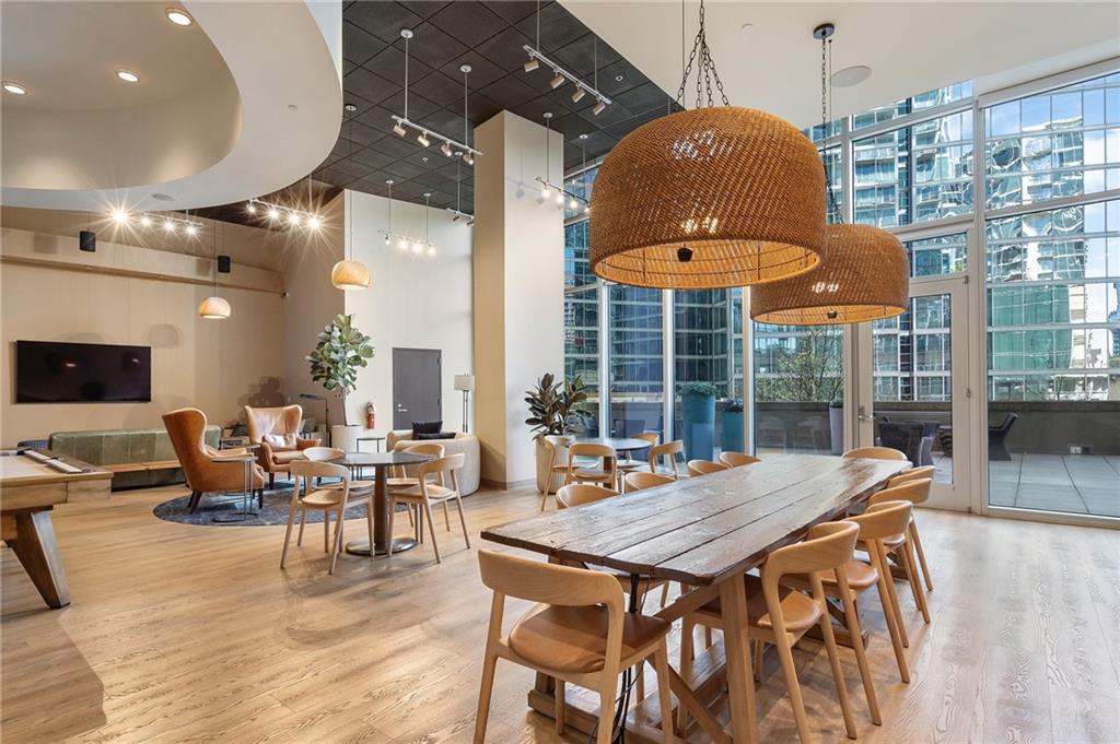 1080 Peachtree Street NE Unit 2005