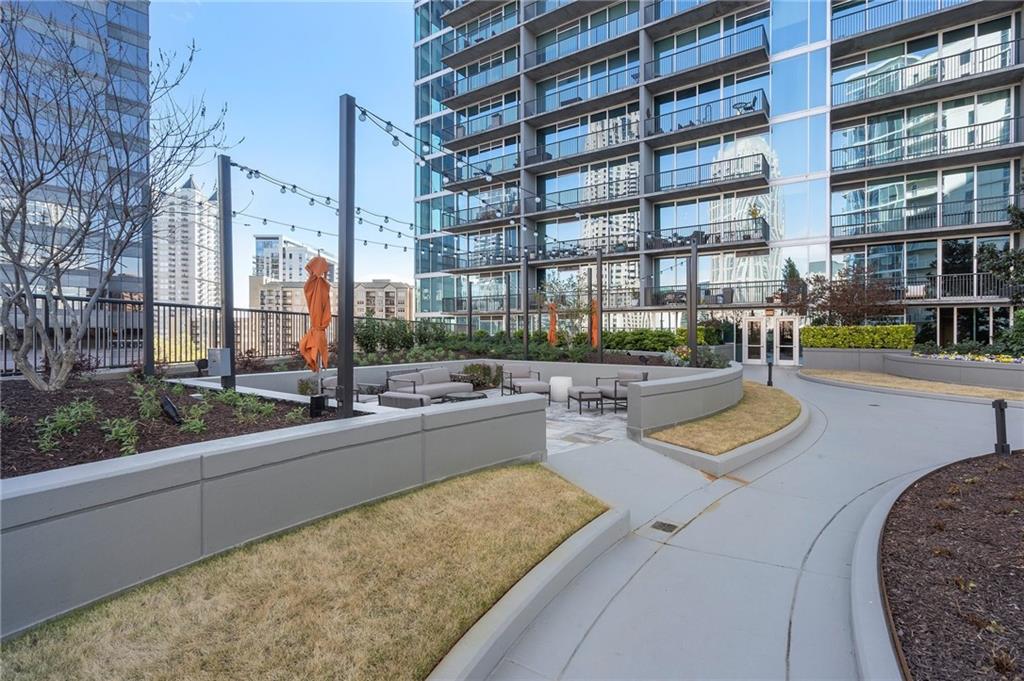 1080 Peachtree Street NE Unit 2005