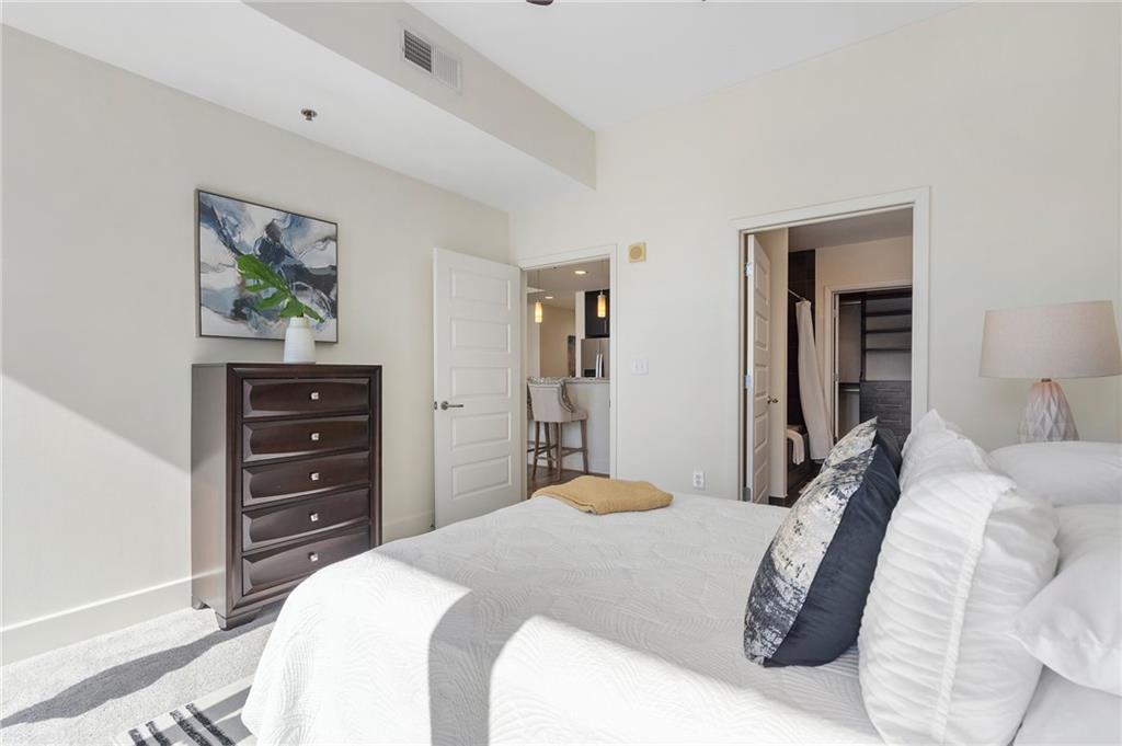 1080 Peachtree Street NE Unit 2005