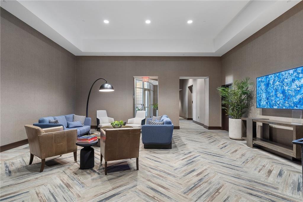 1080 Peachtree Street NE Unit 2005