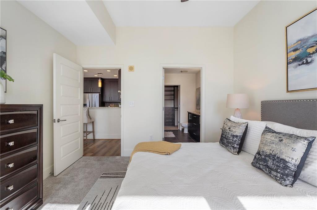 1080 Peachtree Street NE Unit 2005
