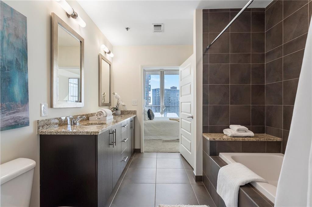 1080 Peachtree Street NE Unit 2005