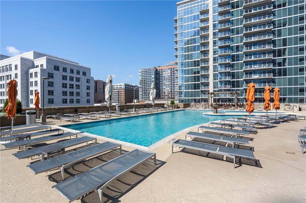 1080 Peachtree Street NE Unit 2005