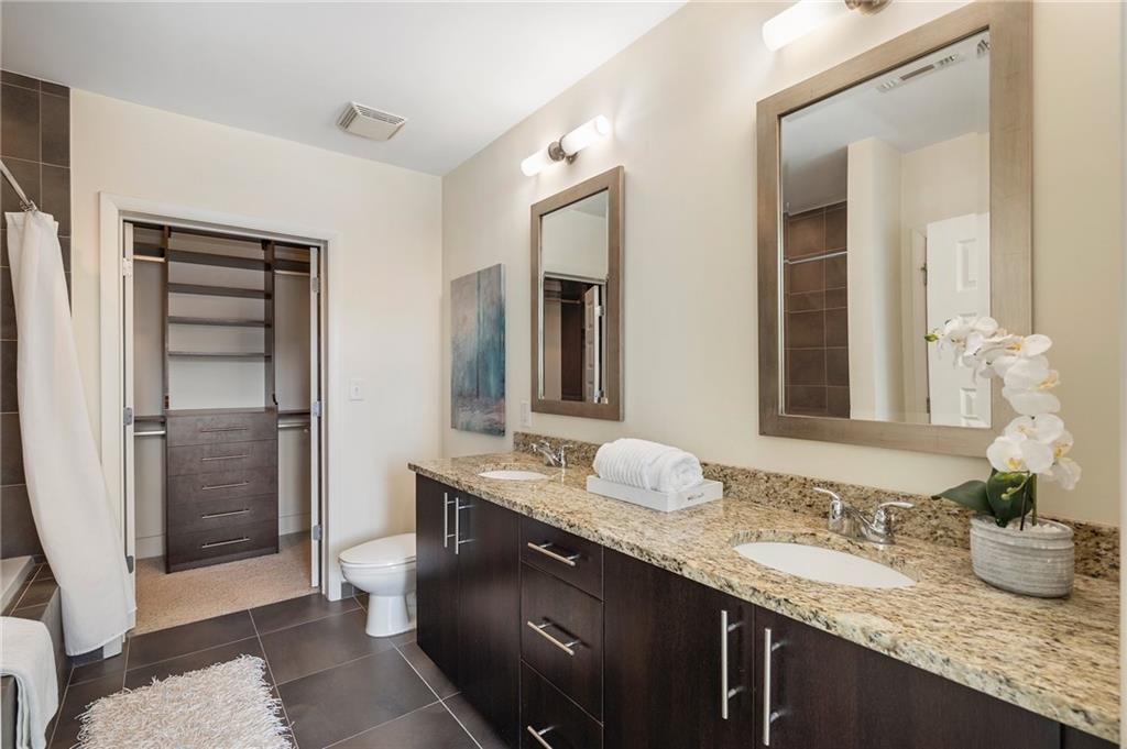 1080 Peachtree Street NE Unit 2005