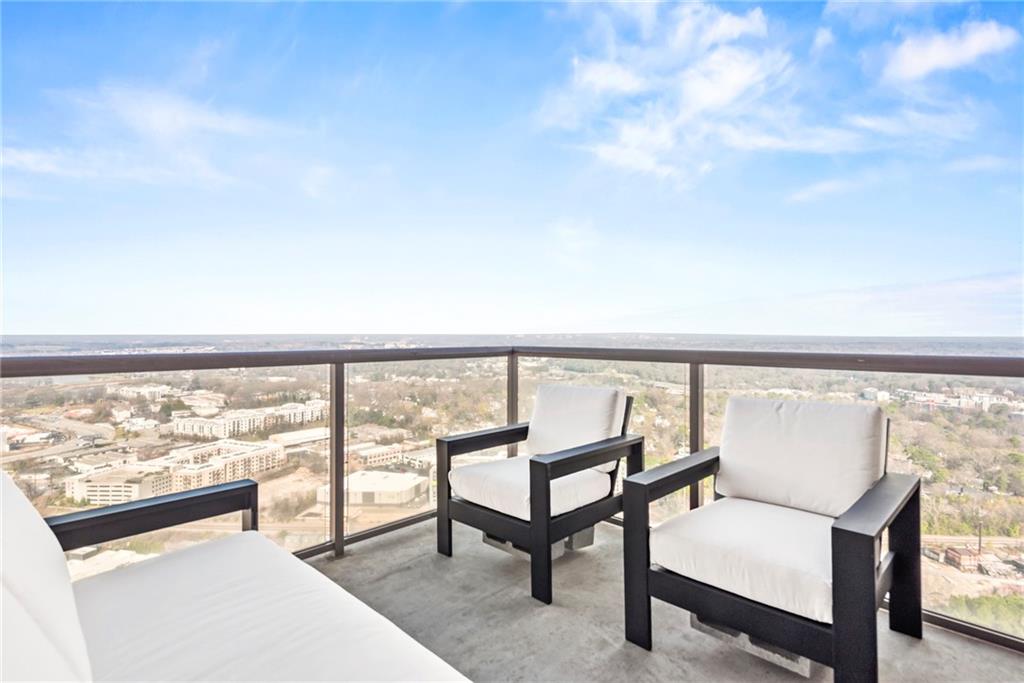 270 17th Street NW Unit 4208