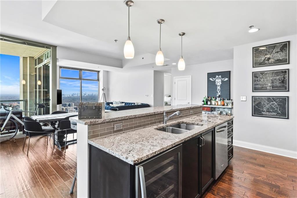 270 17th Street NW Unit 4208