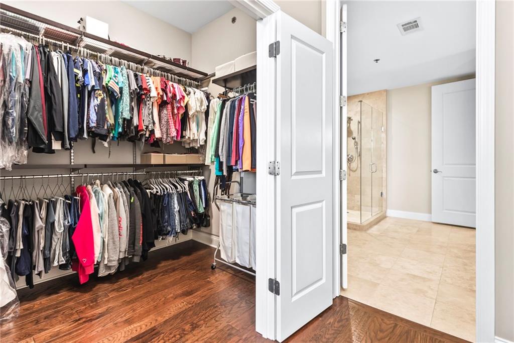270 17th Street NW Unit 4208