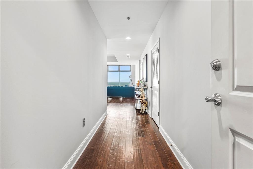270 17th Street NW Unit 4208
