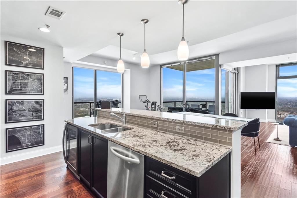 270 17th Street NW Unit 4208