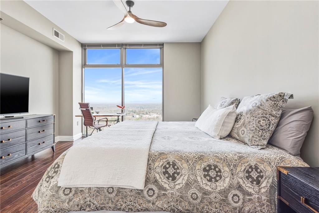 270 17th Street NW Unit 4208