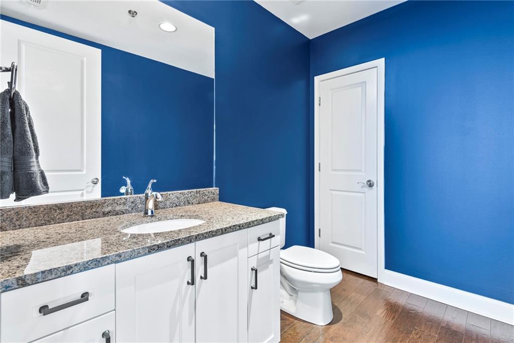 270 17th Street NW Unit 4208