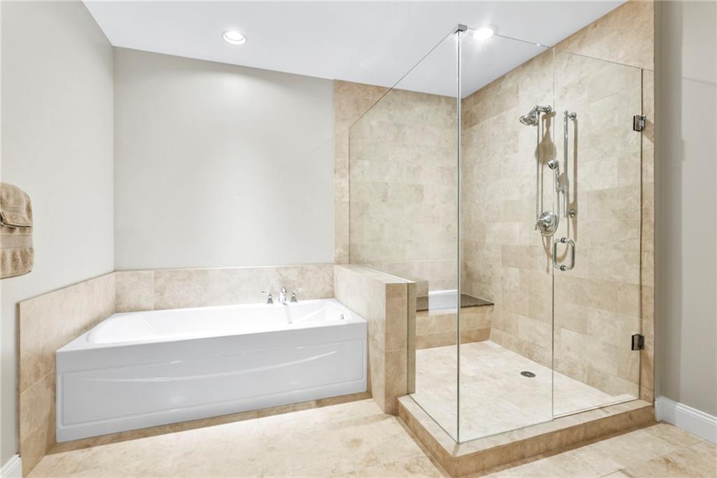 270 17th Street NW Unit 4208