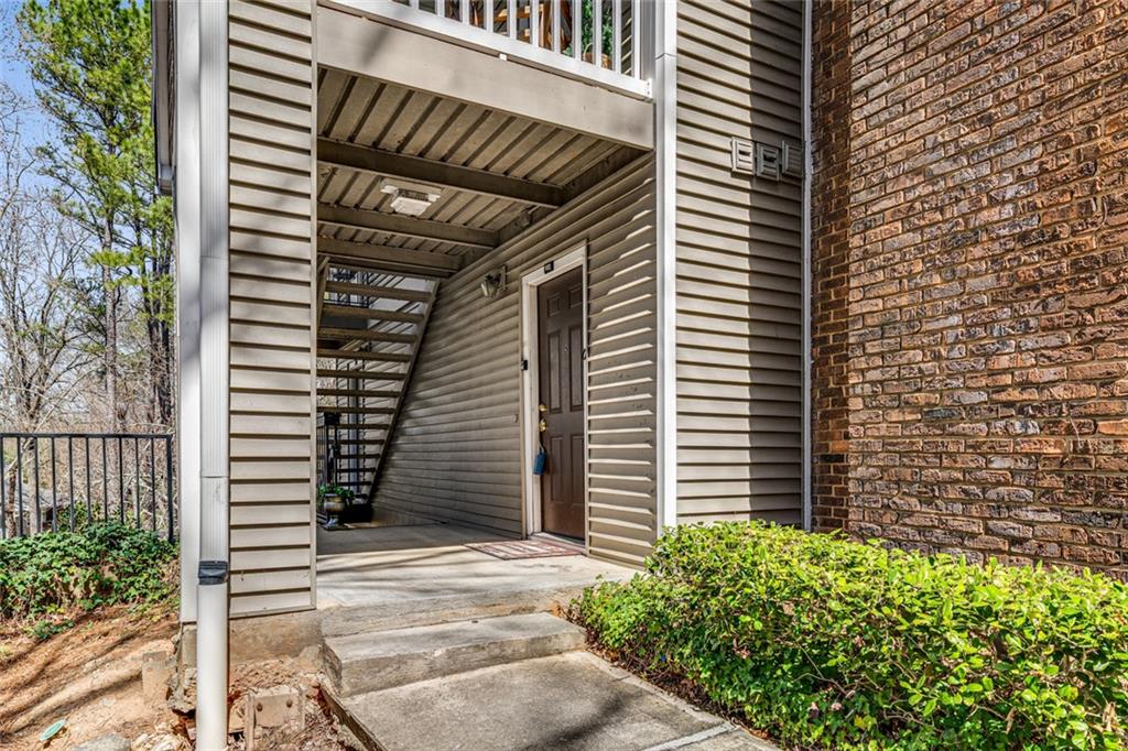 102 Barrington Hills Drive