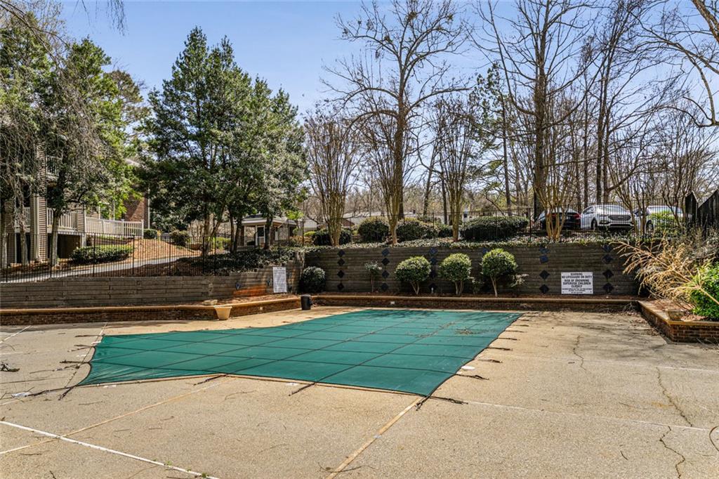 102 Barrington Hills Drive