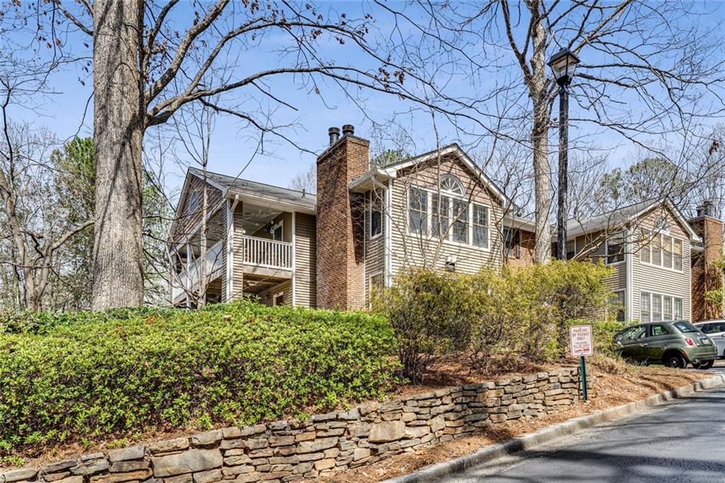 102 Barrington Hills Drive
