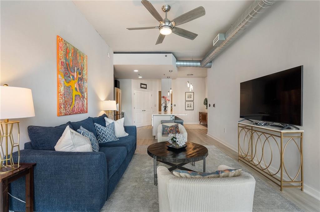923 Peachtree Street NE Unit 930