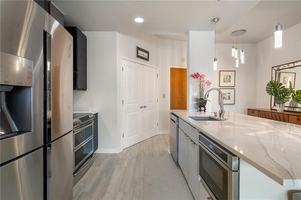 923 Peachtree Street NE Unit 930