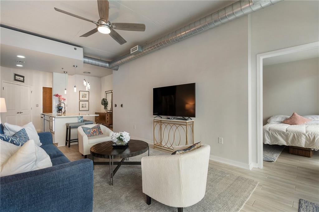 923 Peachtree Street NE Unit 930
