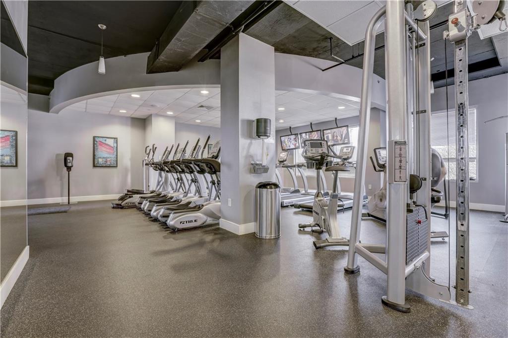 923 Peachtree Street NE Unit 930