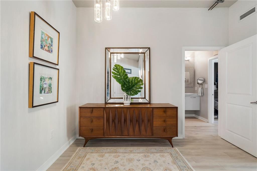 923 Peachtree Street NE Unit 930