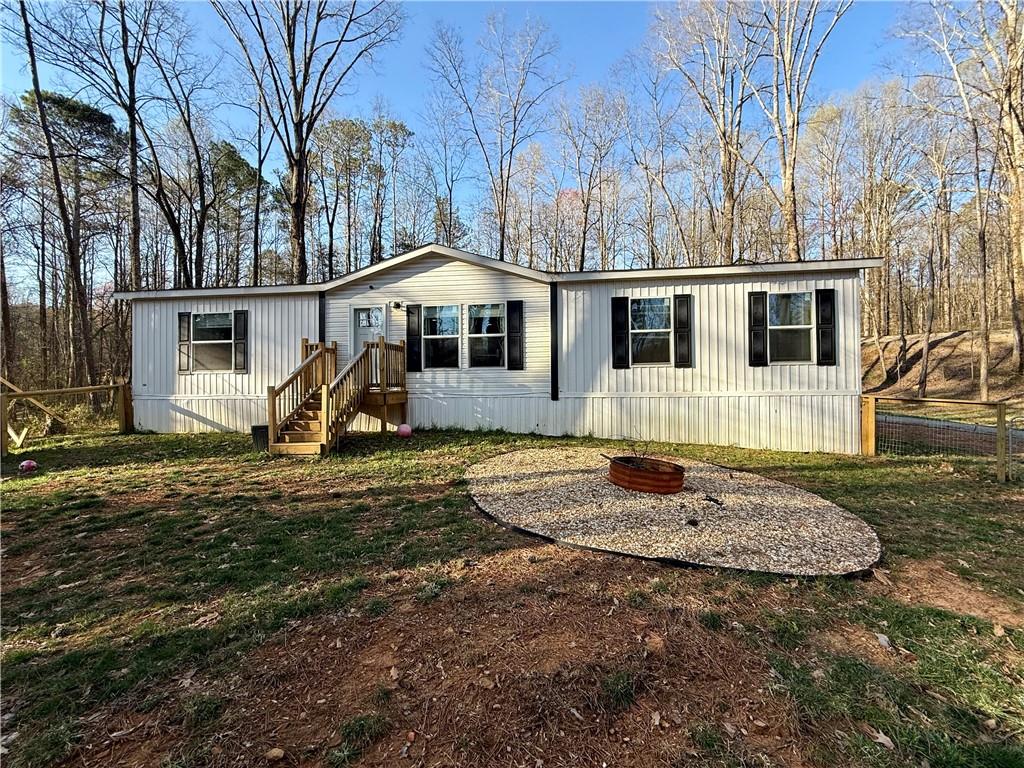 156 Twin Mountain Lake Circle