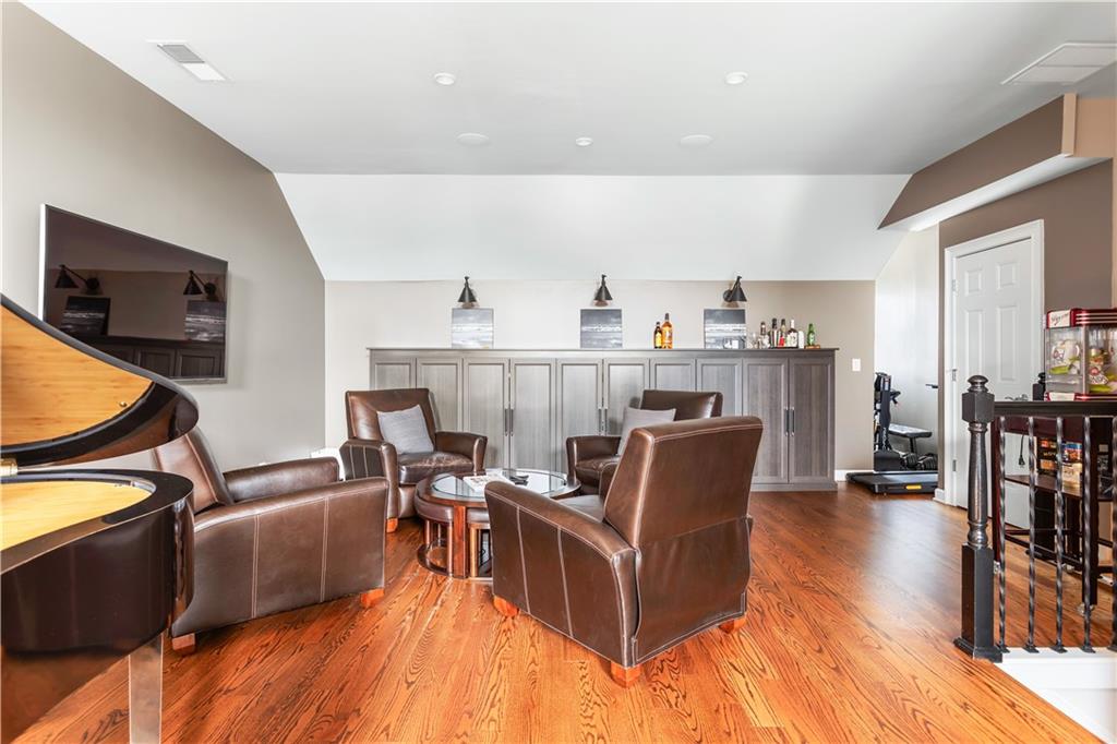 2130 Monhegan Way SE Unit 11