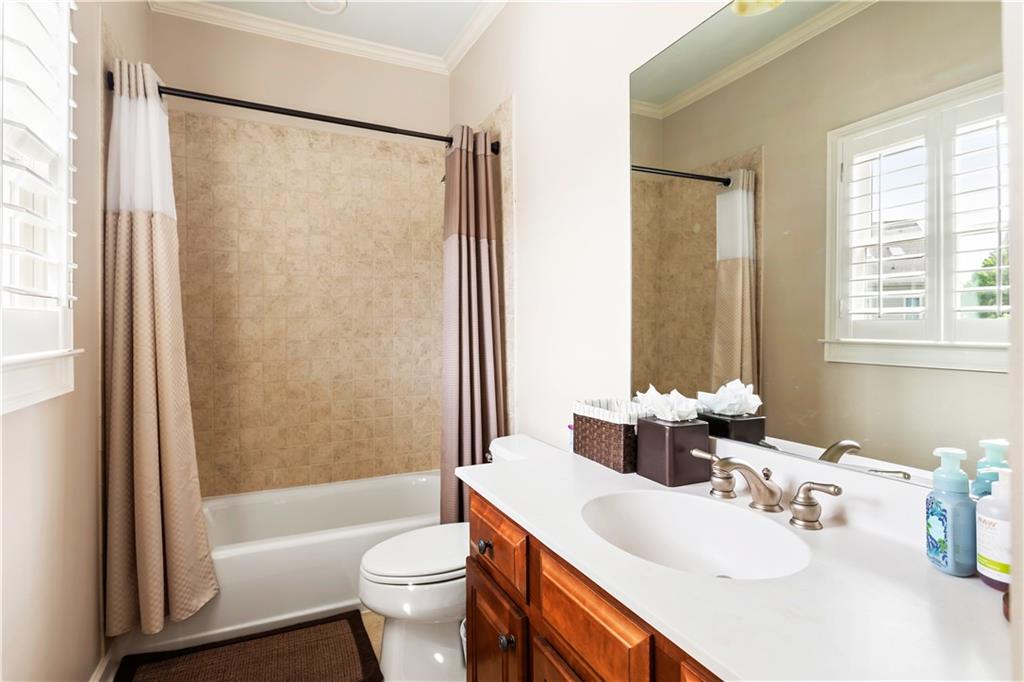 2130 Monhegan Way SE Unit 11