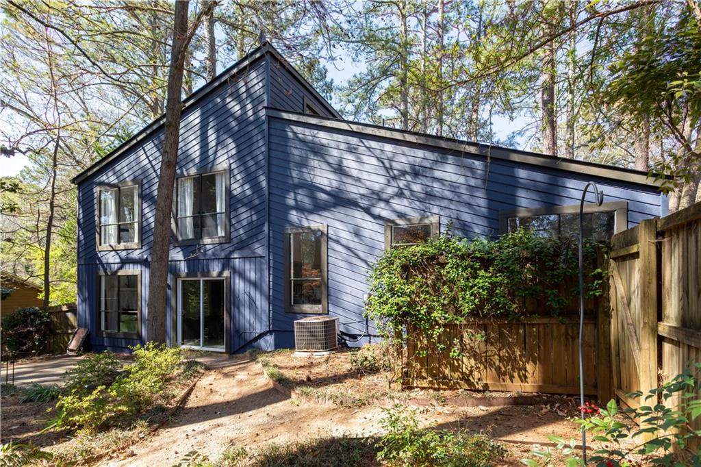 210 Trailmore Court