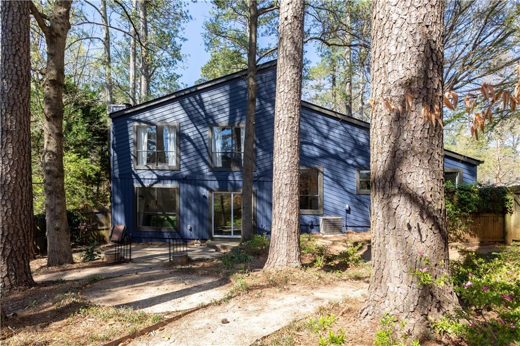 210 Trailmore Court