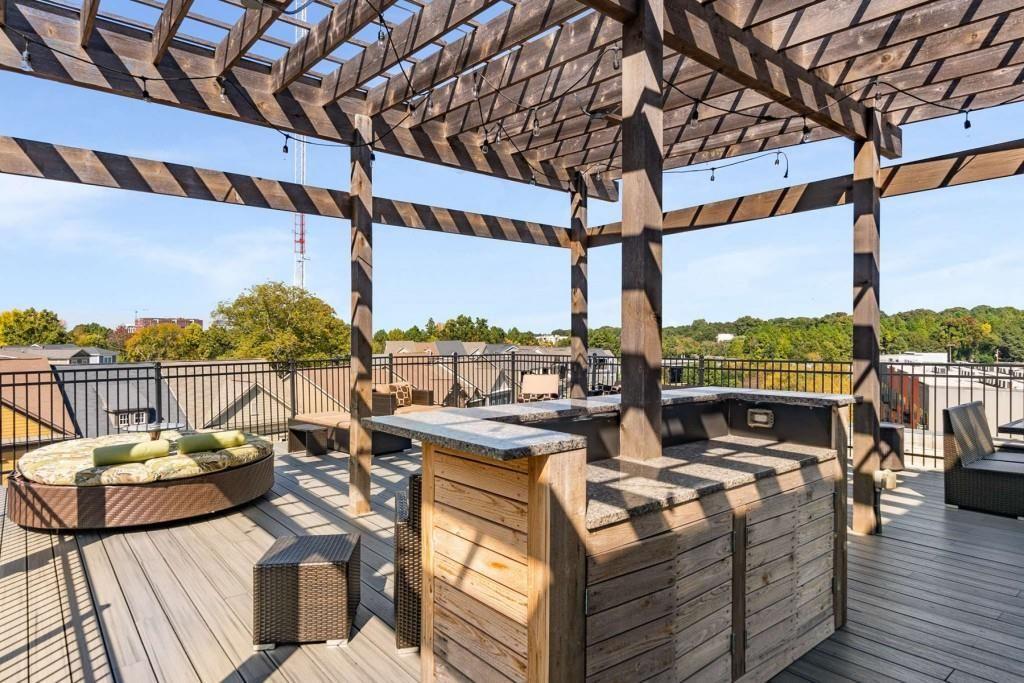 200 N Highland Avenue NE Unit 202