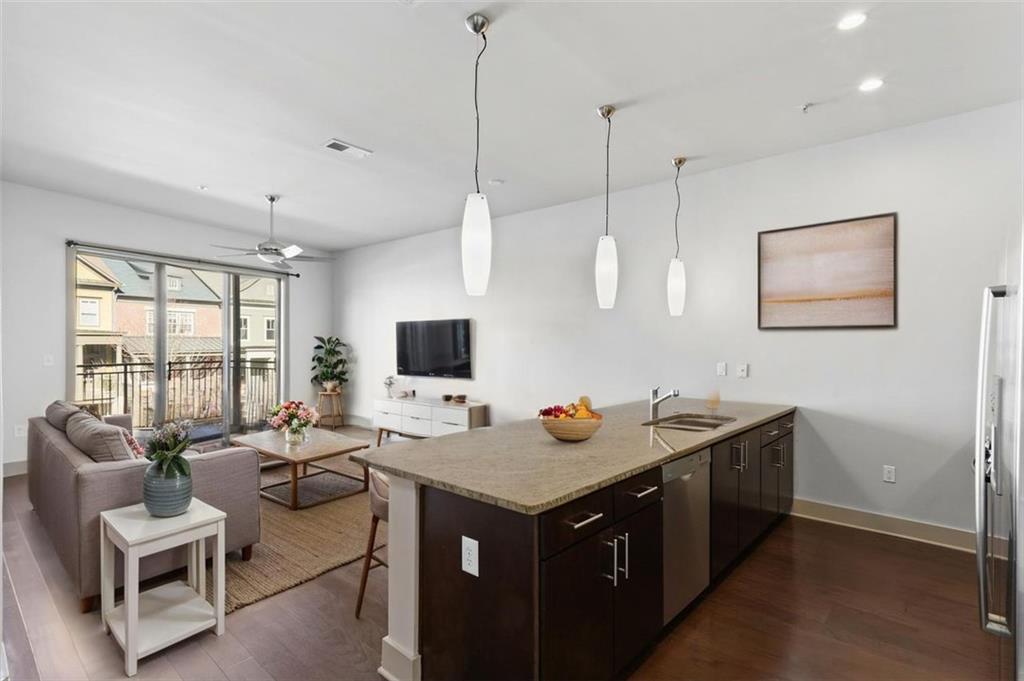 200 N Highland Avenue NE Unit 202