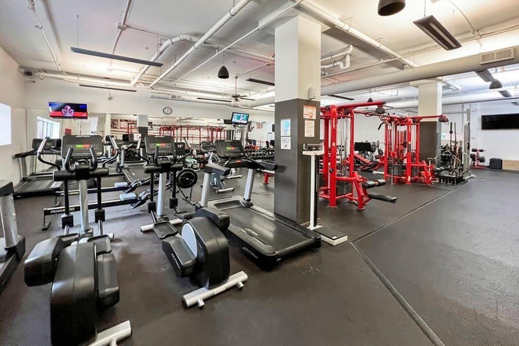 200 N Highland Avenue NE Unit 202