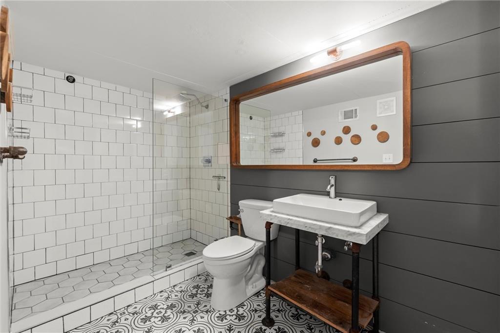 644 Wells Street SW Unit 8