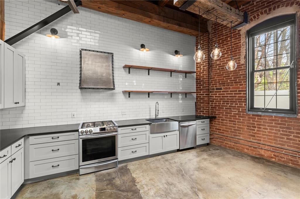 644 Wells Street SW Unit 8